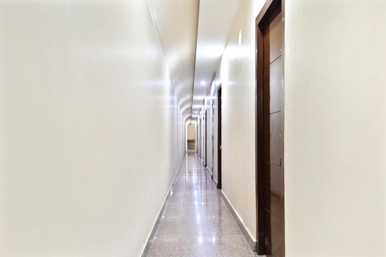 Oyo 49672 Hotel Galaxy Moradabad Ngoại thất bức ảnh