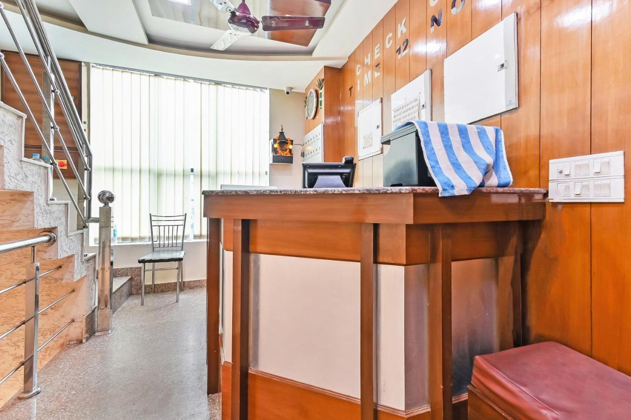 Oyo 49672 Hotel Galaxy Moradabad Ngoại thất bức ảnh