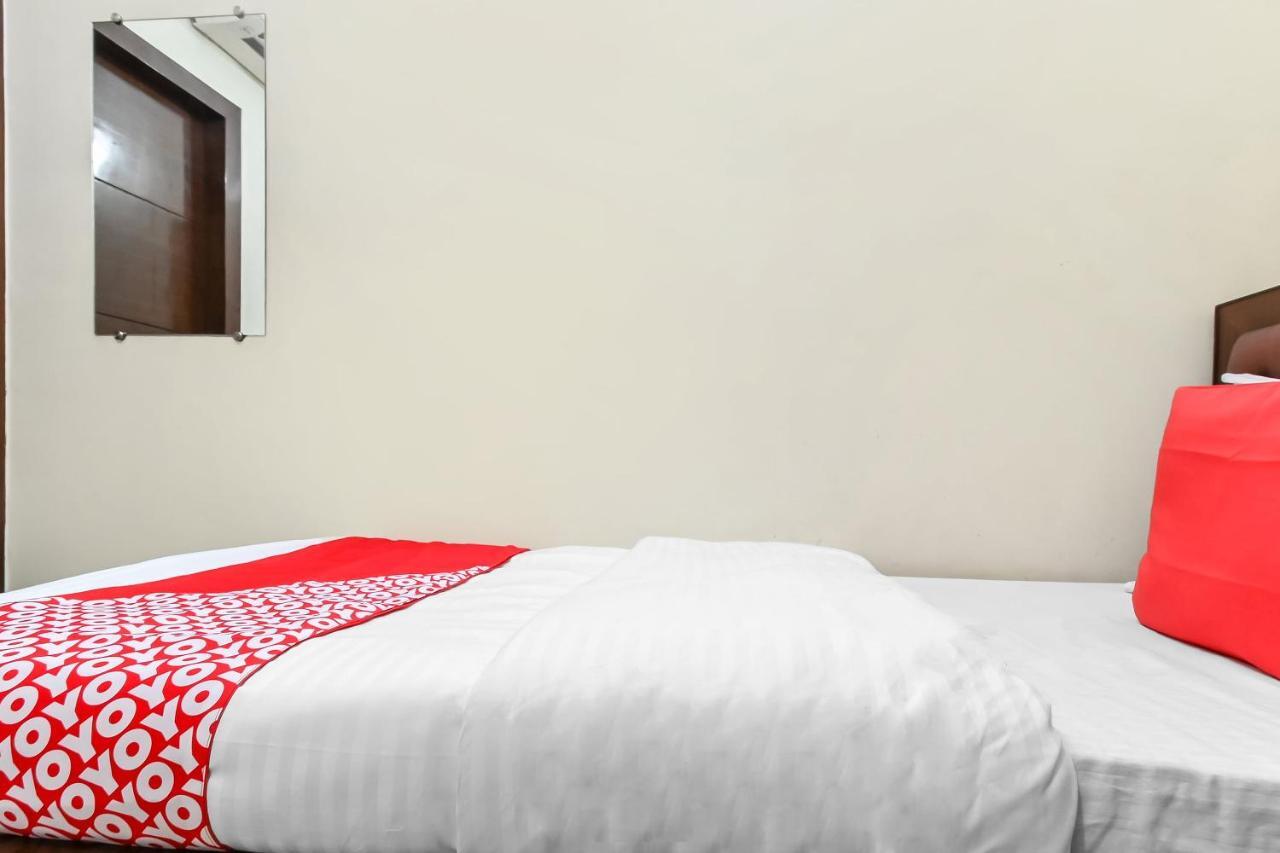 Oyo 49672 Hotel Galaxy Moradabad Ngoại thất bức ảnh